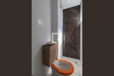 Banheiro de apartamento à venda com 2 quartos, 39m² em Vila Granada, São Paulo