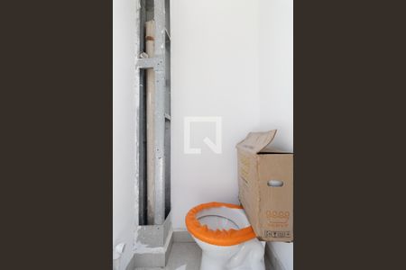 Banheiro de apartamento à venda com 1 quarto, 36m² em Vila Granada, São Paulo