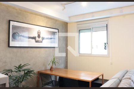 Sala de estar de apartamento à venda com 1 quarto, 34m² em Jardim Taquaral, São Paulo