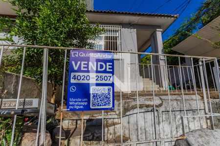 Placa de casa à venda com 2 quartos, 95m² em Chácara das Pedras, Porto Alegre