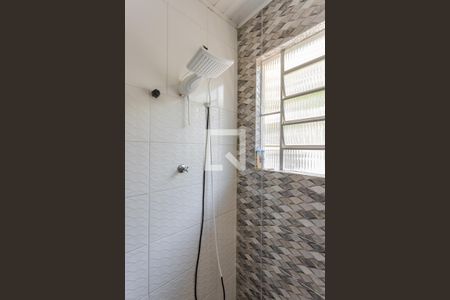 Banheiro de casa à venda com 2 quartos, 95m² em Chácara das Pedras, Porto Alegre