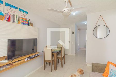 Sala de apartamento à venda com 2 quartos, 42m² em Mato Grande, Canoas