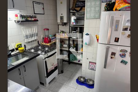 Cozinha de apartamento à venda com 2 quartos, 96m² em Copacabana, Rio de Janeiro