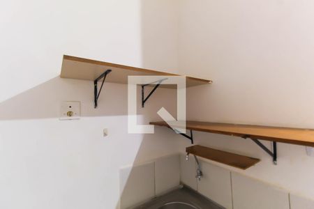 Cozinha de kitnet/studio para alugar com 1 quarto, 14m² em Vila Bertioga, São Paulo