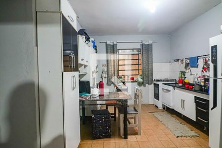 Cozinha de casa à venda com 4 quartos, 100m² em Jardim Ester, São Paulo