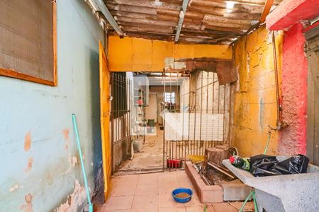 Quintal de casa à venda com 4 quartos, 100m² em Jardim Ester, São Paulo