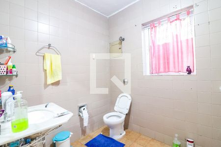 Banheiro de casa à venda com 4 quartos, 100m² em Jardim Ester, São Paulo