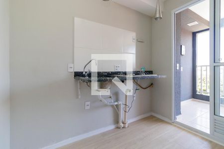 Cozinha de apartamento para alugar com 1 quarto, 31m² em Vila Santa Clara, São Paulo