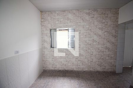 Sala de casa para alugar com 3 quartos, 95m² em Guaiauna, São Paulo