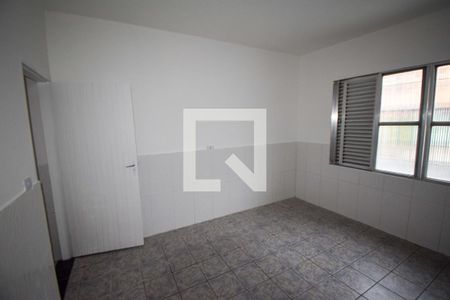 Quarto 2 de casa para alugar com 3 quartos, 95m² em Guaiauna, São Paulo