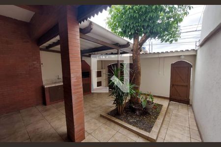 Área Externa de casa à venda com 5 quartos, 216m² em Lauzane Paulista, São Paulo