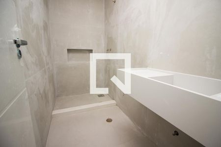 Banheiro suíte 2 de casa de condomínio à venda com 4 quartos, 167m² em Tristeza, Porto Alegre