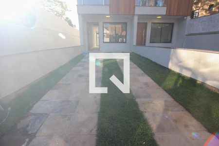 Garagem de casa de condomínio à venda com 4 quartos, 167m² em Tristeza, Porto Alegre