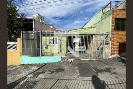 Fachada de casa à venda com 2 quartos, 93m² em Vila Gustavo, São Paulo