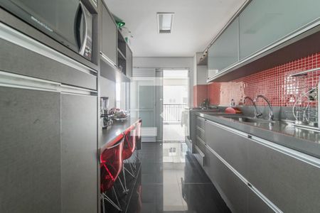 Cozinha de apartamento à venda com 3 quartos, 115m² em Vila Gumercindo, São Paulo