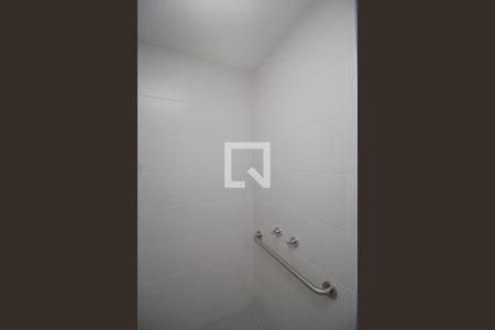 Banheiro de kitnet/studio à venda com 1 quarto, 26m² em Vila Primavera, São Paulo