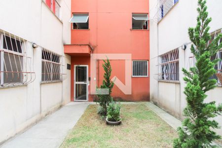 Entrada do Bloco de apartamento à venda com 2 quartos, 47m² em Heliópolis, Belo Horizonte