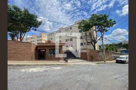 Fachada de apartamento à venda com 2 quartos, 47m² em Heliópolis, Belo Horizonte