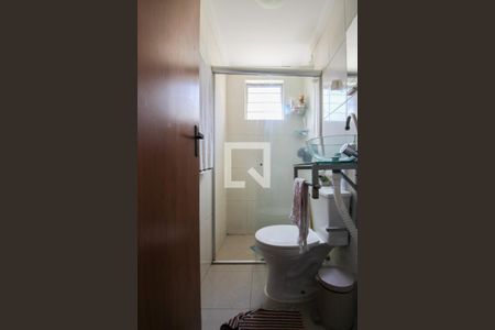 Banheiro Social de apartamento à venda com 2 quartos, 47m² em Heliópolis, Belo Horizonte