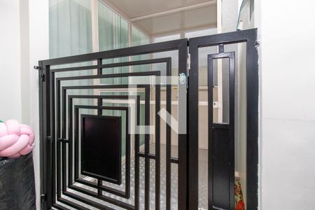 Elevador de casa para alugar com 3 quartos, 295m² em Jardim das Américas, Curitiba