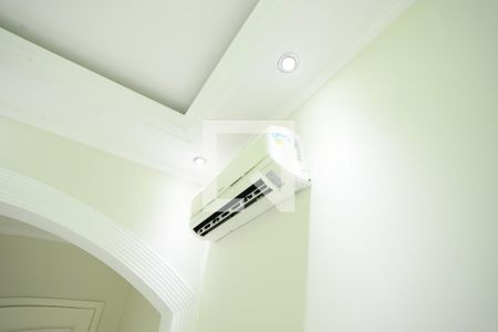 Sala de casa para alugar com 5 quartos, 350m² em Vila Monumento, São Paulo