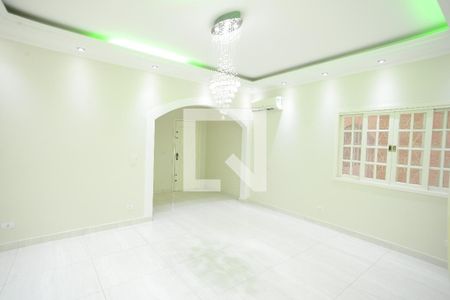 Sala de casa para alugar com 5 quartos, 350m² em Vila Monumento, São Paulo