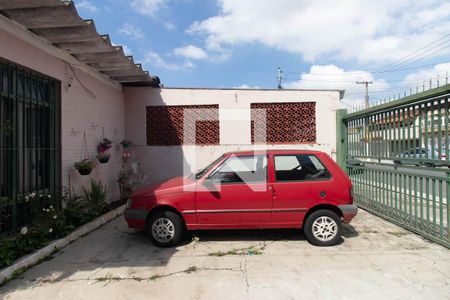 Garagem de casa à venda com 4 quartos, 200m² em Parque Edu Chaves, São Paulo