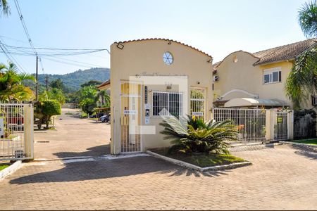 Fachada do condomínio de casa de condomínio à venda com 2 quartos, 200m² em Hípica, Porto Alegre