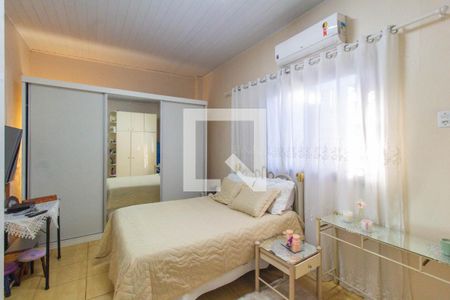 Suíte 1 de casa à venda com 4 quartos, 150m² em Centro, Canoas