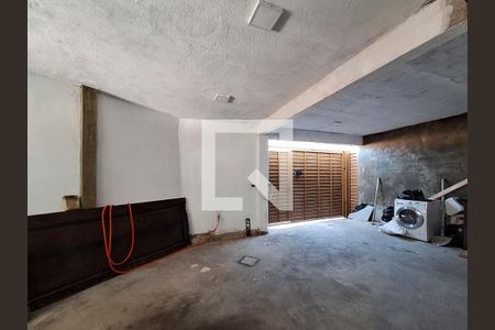 Garagem de casa para alugar com 4 quartos, 500m² em Jardim São Paulo, São Paulo