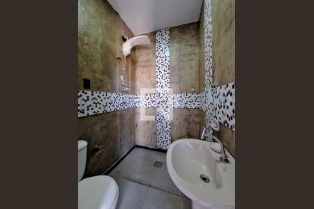 Banheiro de casa para alugar com 4 quartos, 500m² em Jardim São Paulo, São Paulo