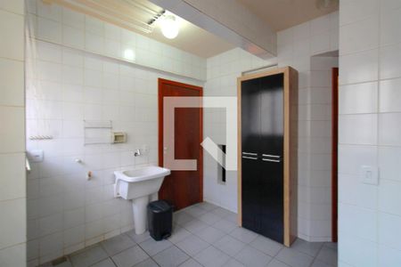 Área de Serviço de apartamento para alugar com 3 quartos, 180m² em Buritis, Belo Horizonte