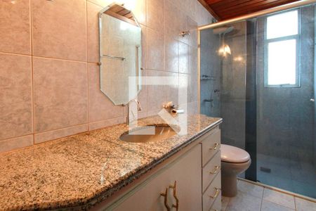 Banheiro de apartamento para alugar com 3 quartos, 180m² em Buritis, Belo Horizonte