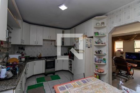Cozinha de casa de condomínio à venda com 3 quartos, 145m² em Jardim Japao, São Paulo
