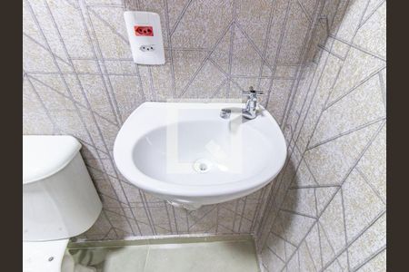 Banheiro de kitnet/studio à venda com 1 quarto, 25m² em Vila Prudente, São Paulo