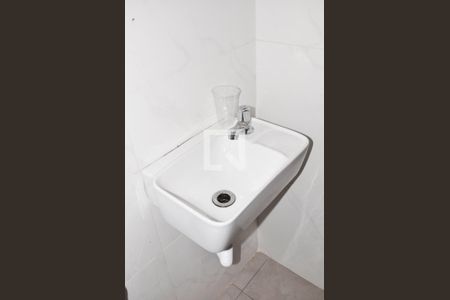 Banheiro Social de apartamento à venda com 2 quartos, 41m² em Vila Pereira Barreto, São Paulo