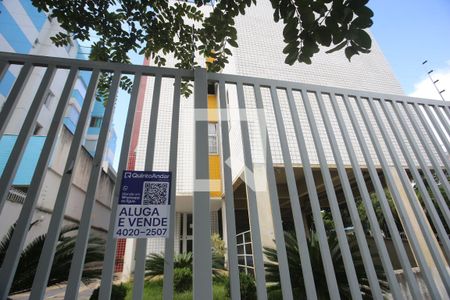 Placa de apartamento para alugar com 3 quartos, 56m² em Estoril, Belo Horizonte
