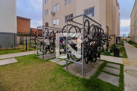Bicicletário de apartamento à venda com 2 quartos, 42m² em Sarandi, Porto Alegre