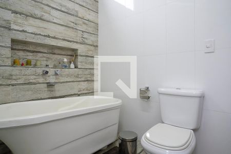 Banheiro da suíte 1 de casa à venda com 3 quartos, 207m² em Olímpico, São Caetano do Sul