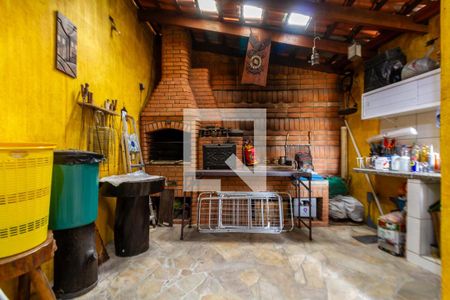 Área Externa de casa à venda com 4 quartos, 146m² em Jardim Santa Josefina, São Paulo