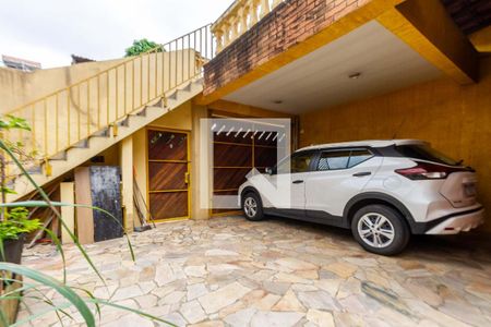Garagem de casa à venda com 4 quartos, 146m² em Jardim Santa Josefina, São Paulo
