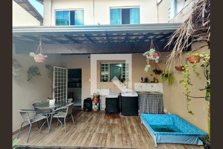 Área gourmet de casa à venda com 3 quartos, 190m² em Arvoredo Ii, Contagem