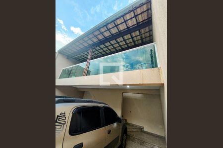 Garagem de casa à venda com 3 quartos, 190m² em Arvoredo Ii, Contagem