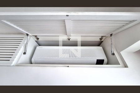 Detalhe da Sala de apartamento à venda com 1 quarto, 92m² em Alto da Lapa, São Paulo