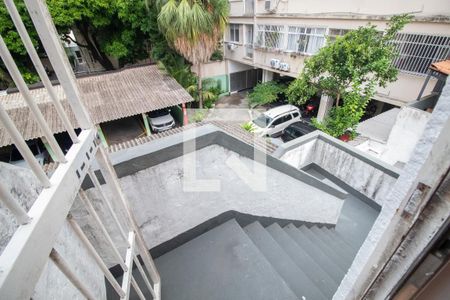 Escada de apartamento à venda com 2 quartos, 131m² em Botafogo, Rio de Janeiro