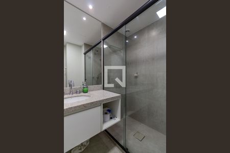 Banheiro de kitnet/studio à venda com 1 quarto, 26m² em Farroupilha, Porto Alegre