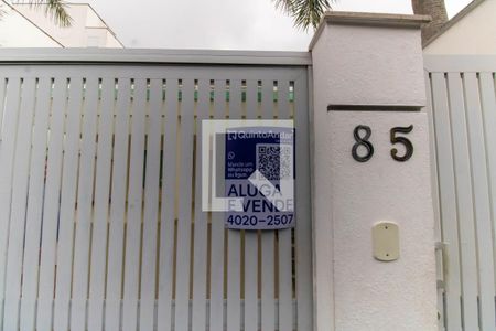 Plaquinha de casa à venda com 6 quartos, 600m² em Itaipu, Niterói