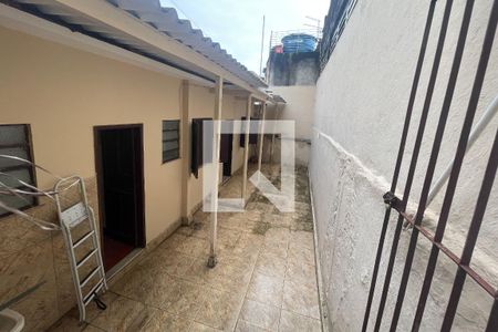 Varanda de casa para alugar com 1 quarto, 45m² em Jardim Vinte E Cinco de Agosto, Duque de Caxias