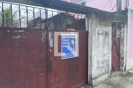 Plaquinha de casa para alugar com 1 quarto, 45m² em Jardim Vinte E Cinco de Agosto, Duque de Caxias
