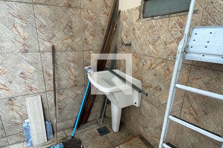 Área de Serviço de casa para alugar com 1 quarto, 45m² em Jardim Vinte E Cinco de Agosto, Duque de Caxias